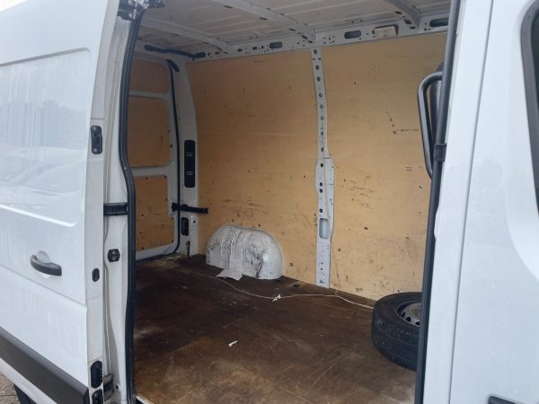 Renault Master L2H2 2.3 DCI Grand Comfort - Diesel - Manuelle - 136 hp - Image 8