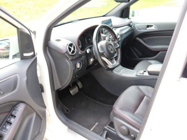 Mercedes Classe B 220 4Matic AMG - Image 4