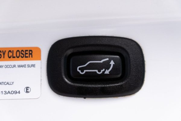 Mitsubishi Outlander - Image 14