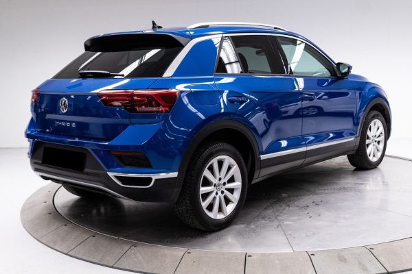 Volkswagen T-Roc - Image 17