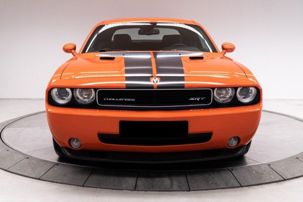 Dodge Challenger SRT8