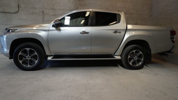 Mitsubishi L200 - Image 16