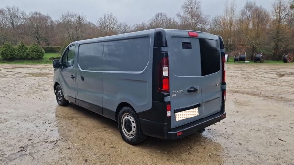 RENAULT BASE TRAFIC - Image 18