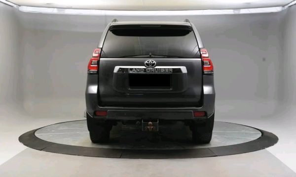 Toyota Land Cruiser GX - Image 4